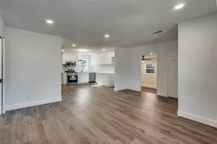 901 Woodleigh Dr, McKinney, TX 75069 - Photo 8