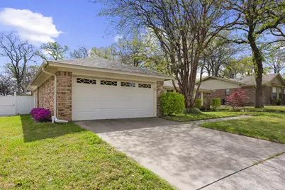 4510 Indian Oaks Trail, Arlington, TX 76017 - Photo 2