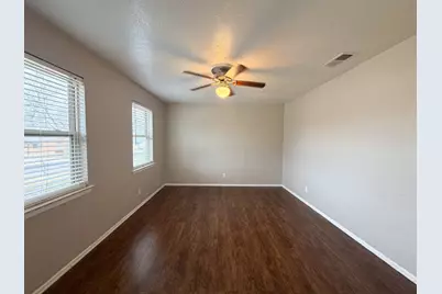 304 Clary Drive, Mesquite, TX 75149 - Photo 4