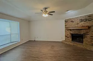 1122 Pyramid Dr, Garland, TX 75040 - Photo 2