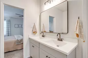 800 Amberwood Ct, Fort Worth, TX 76052 - Photo 26