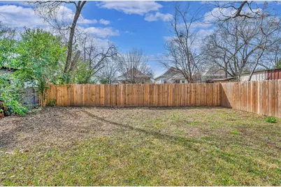 1322 N 11th Street, Waco, TX 76707 - Photo 38