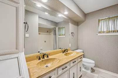 1324 Glenbrook Drive, Irving, TX 75061 - Photo 20