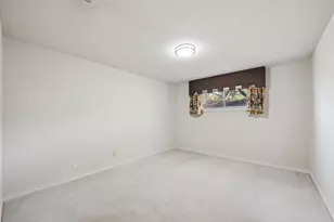 1324 Glenbrook Dr, Irving, TX 75061 - Photo 26
