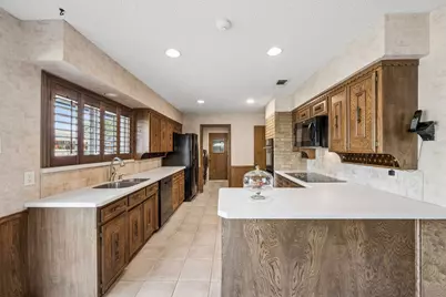 1324 Glenbrook Drive, Irving, TX 75061 - Photo 14