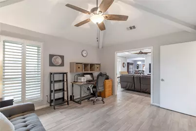 417 Sunnybrook Court, Bedford, TX 76021 - Photo 16