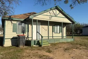 1630 Fitzhugh Ave, Paris, TX 75460 - Photo 1