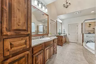 311 Paddle Boat Dr, Granbury, TX 76049 - Photo 16