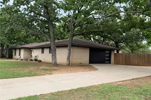 522 Crestwood Dr, Eastland, TX 76448 - Photo 2