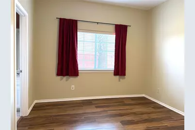 2680 Creekside Court, Highland Village, TX 75077 - Photo 8