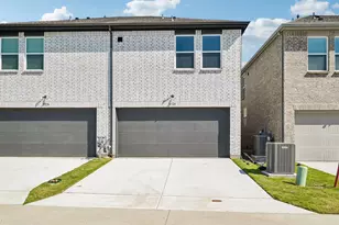 5326 Springlake Pkwy, Haltom City, TX 76117 - Photo 16