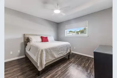 6037 Sandhurst Lane #C, Dallas, TX 75206 - Photo 8