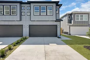 1407 Barry Ave, Dallas, TX 75523 - Photo 2