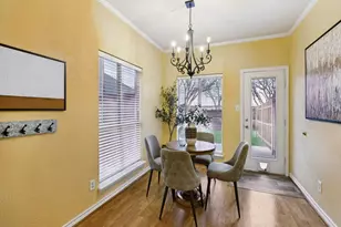 1352 Marken Ct, Carrollton, TX 75007 - Photo 10