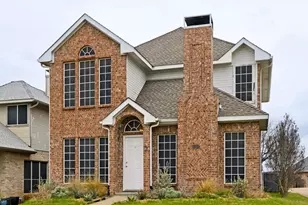 1352 Marken Ct, Carrollton, TX 75007 - Photo 2