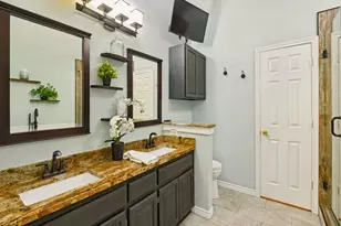 1352 Marken Ct, Carrollton, TX 75007 - Photo 14