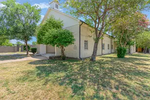 2602 Kings Rd, Dallas, TX 75219 - Photo 2
