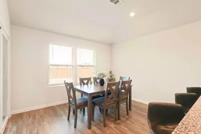 513 Jameson Street, Springtown, TX 76082 - Photo 8