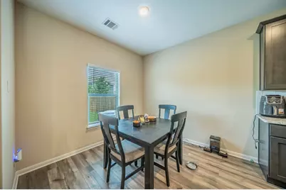 360 Ridgeland Oaks Drive, Fort Worth, TX 76120 - Photo 8