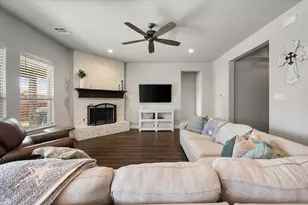 2515 Wallingford Dr, Mansfield, TX 76084 - Photo 4