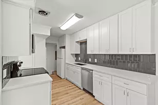 2648 Custer Pkwy, Richardson, TX 75080 - Photo 10