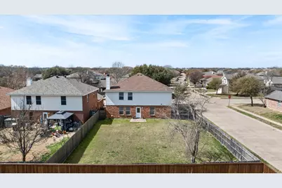 941 Honey Locust Lane, Crowley, TX 76036 - Photo 34