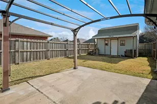 2725 Hidden Springs Dr, Mesquite, TX 75181 - Photo 24