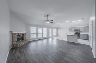 602 Joy Ln, Mansfield, TX 76063 - Photo 8