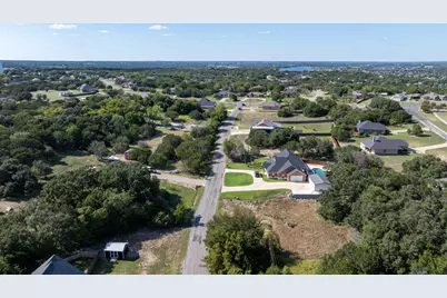 4011 Iron Horse Trail, Granbury, TX 76048 - Photo 10