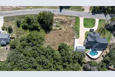 4011 Iron Horse Trail, Granbury, TX 76048 - Photo 12