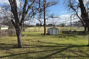 1716 Sheppard St, Waco, TX 76711 - Photo 8