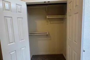 6918 Sayle St, Greenville, TX 75402 - Photo 14