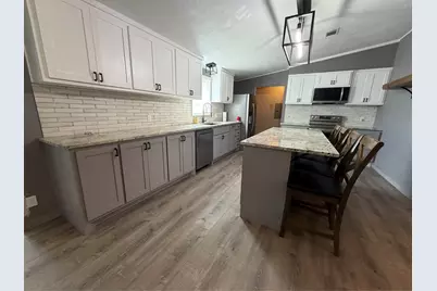 240 Paint Court, Stephenville, TX 76401 - Photo 2