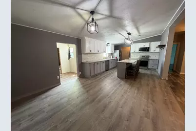 240 Paint Court, Stephenville, TX 76401 - Photo 4