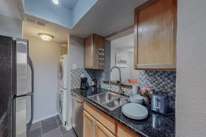 5916 Gaston Avenue #304, Dallas, TX 75214 - Photo 12