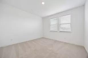 3547 Pierce Ln, Grand Prairie, TX 75052 - Photo 18