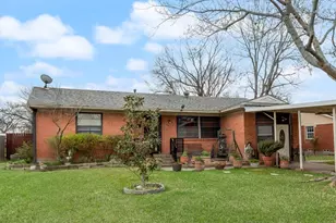 106 W Vista Dr, Garland, TX 75041 - Photo 2