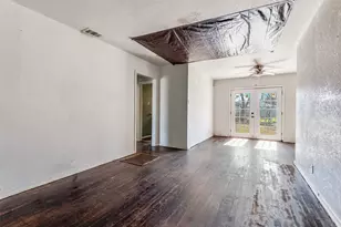 2218 Kathleen Ave, Dallas, TX 75216 - Photo 6