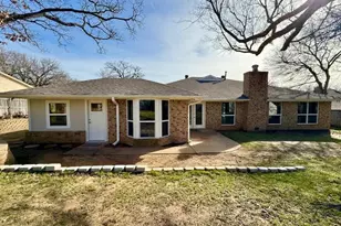 2805 Burlwood Dr, Dalworthington Gardens, TX 76016 - Photo 4