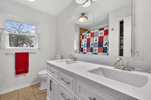 1812 Long Creek Ct, Granbury, TX 76049 - Photo 20