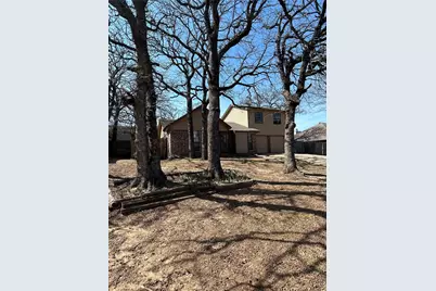 721 Timberoaks Drive, Azle, TX 76020 - Photo 2
