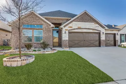 1302 Axis Deer Road, Arlington, TX 76002 - Photo 2