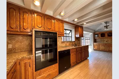 1030 Clinton Street, Carrollton, TX 75007 - Photo 10