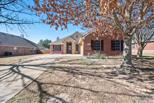 234-A Lawson Farms Dr, Midlothian, TX 76065 - Photo 1