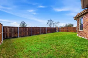 9728 Bitterroot Dr, Little Elm, TX 75068 - Photo 30