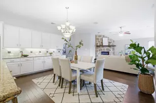 9728 Bitterroot Dr, Little Elm, TX 75068 - Photo 10