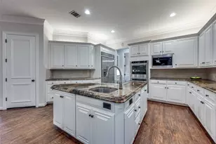 805 Huntington Ct, Southlake, TX 76092 - Photo 8