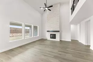 605 Aberdeen Ln, Mansfield, TX 76063 - Photo 16