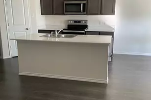 968 Glover Dr, Aubrey, TX 76227 - Photo 4