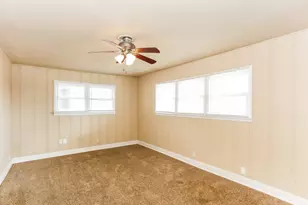 1103 Warden St, Benbrook, TX 76126 - Photo 8